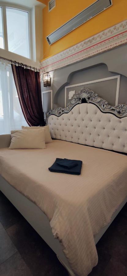 Inessa Center Guest Penthhouse Apartment Chisinau Exterior photo
